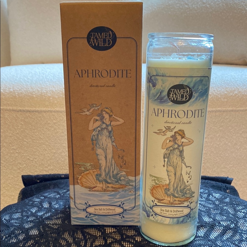 Aphrodite Devotional Candle - Tamed Wild